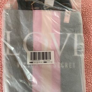 Victoria’s Secret Tote